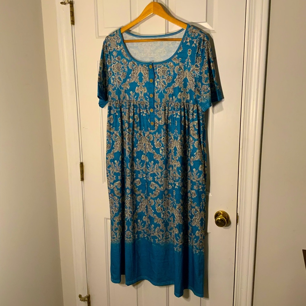 NWOT Midi Prairie Dress Women’s L Blue w/ Floral Scroll, Pockets, Buttons
